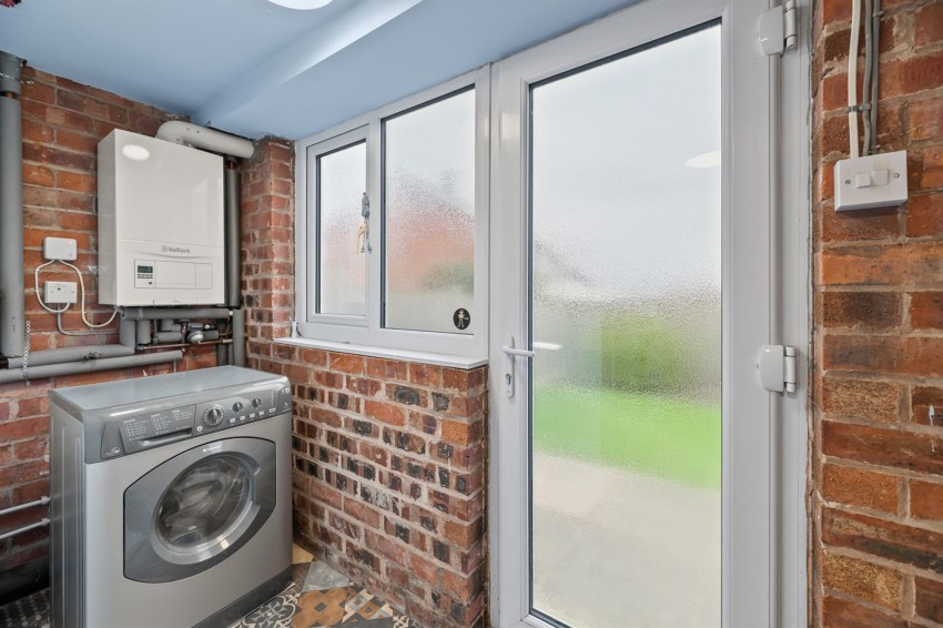 Images for Hallastone Road, Helsby, WA6