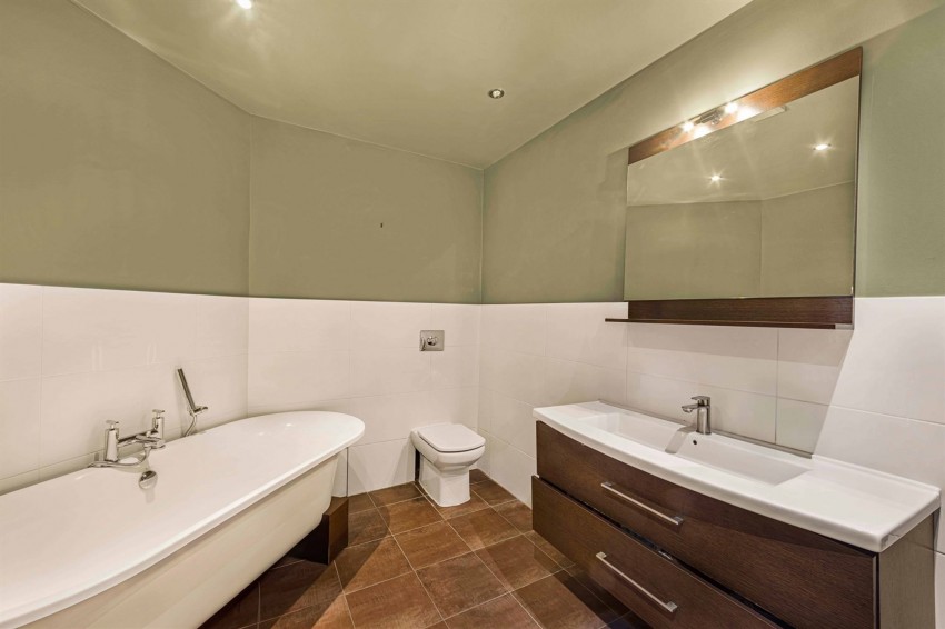 Images for The Springs, Bowdon, WA14