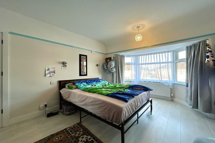 Images for Woodville Drive, Sale, M33