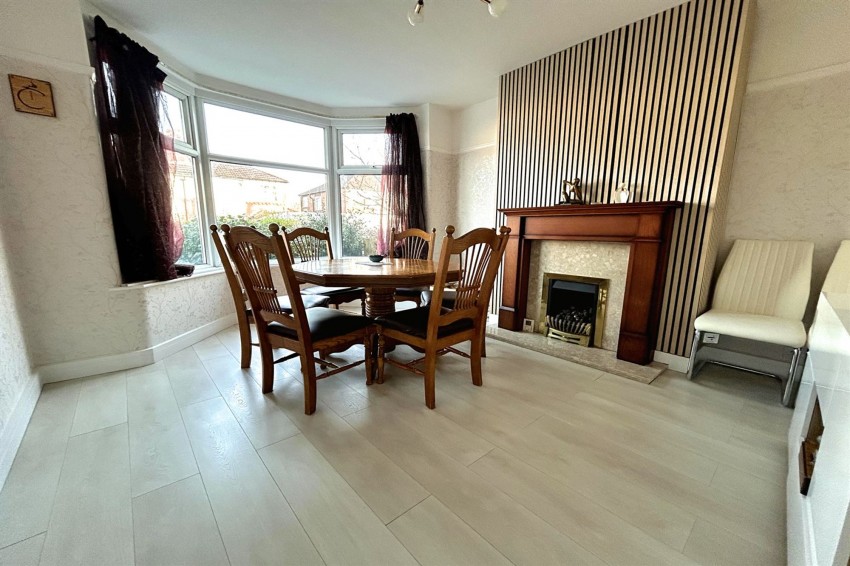 Images for Woodville Drive, Sale, M33