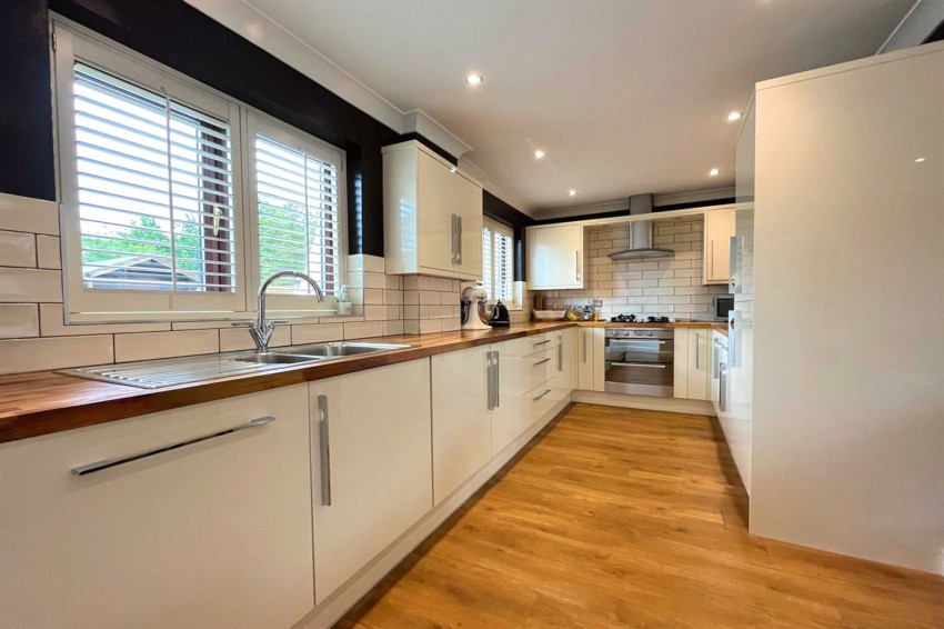 Images for Poolcroft, Sale, M33