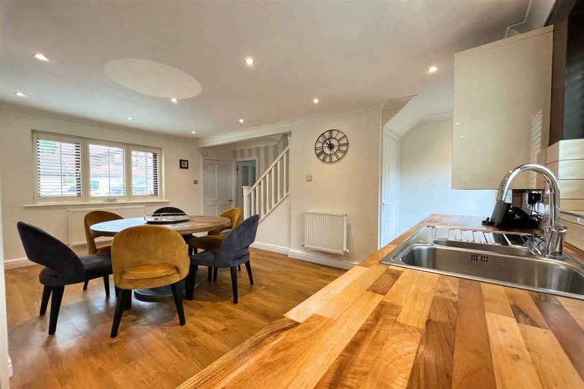 Images for Poolcroft, Sale, M33