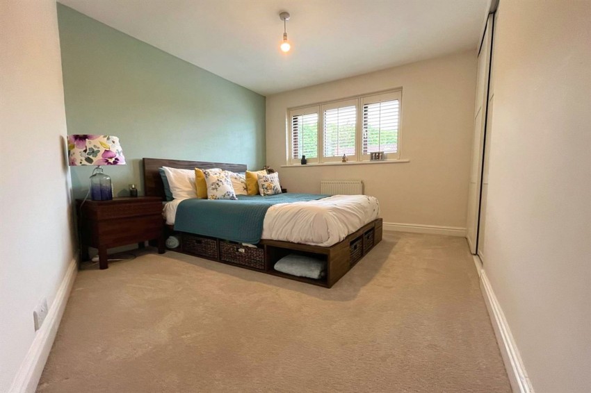 Images for Poolcroft, Sale, M33