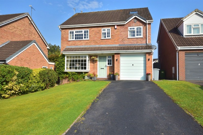 Lochmaben Close, Holmes Chapel, CW4