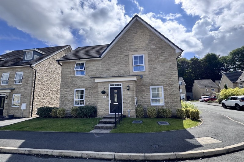 Sovereign Way, Chapel-En-Le-Frith, SK23
