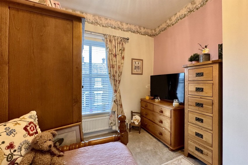 Images for Pikes Lane, Glossop, SK13