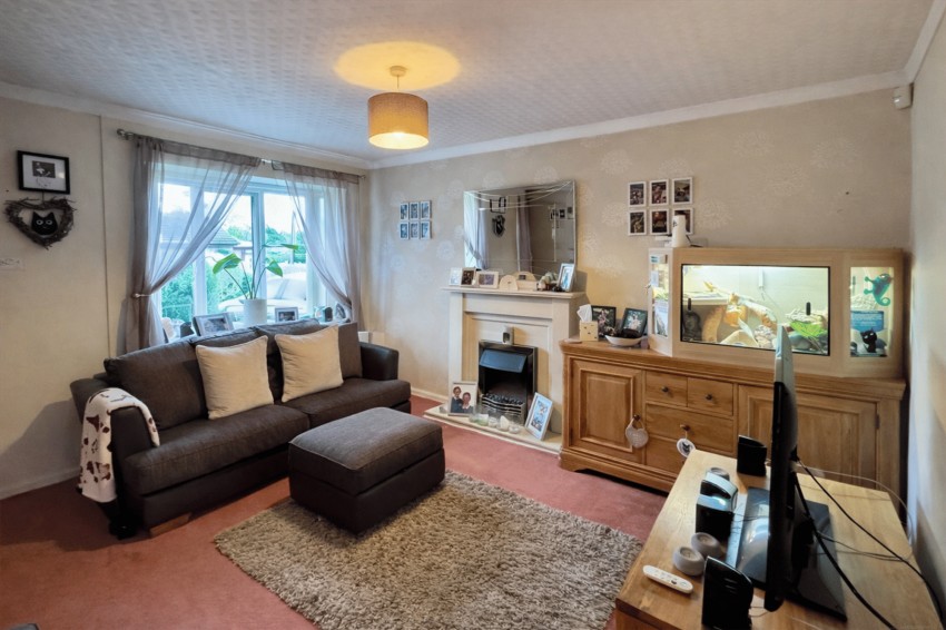 Images for Holly Bank, Hollingworth, SK14