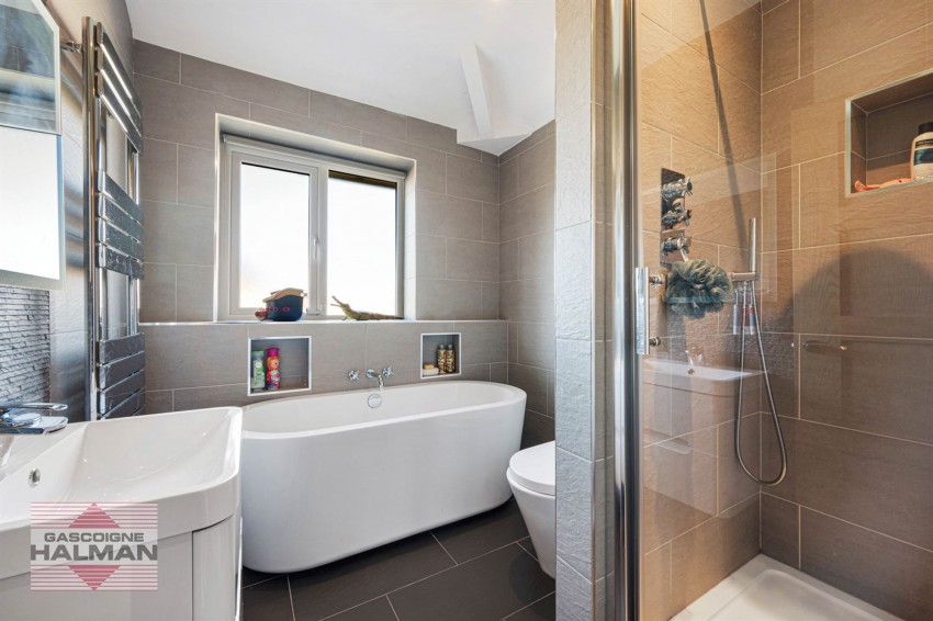 Images for Firs Road, Sale, M33