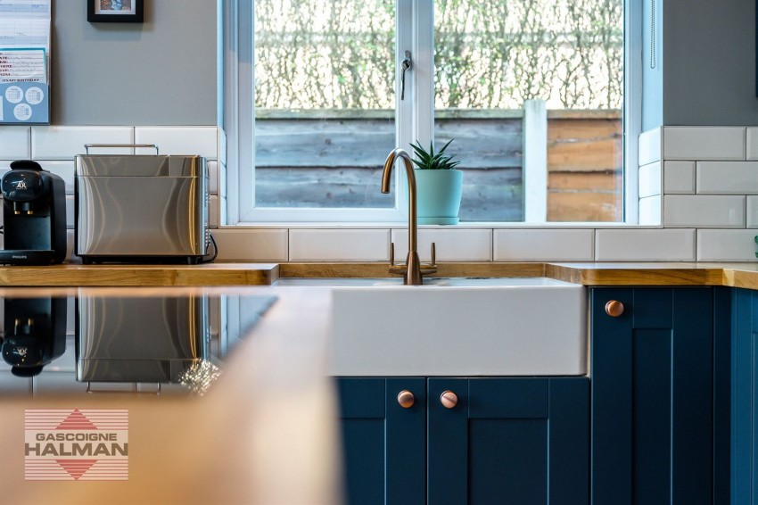 Images for Firs Road, Sale, M33