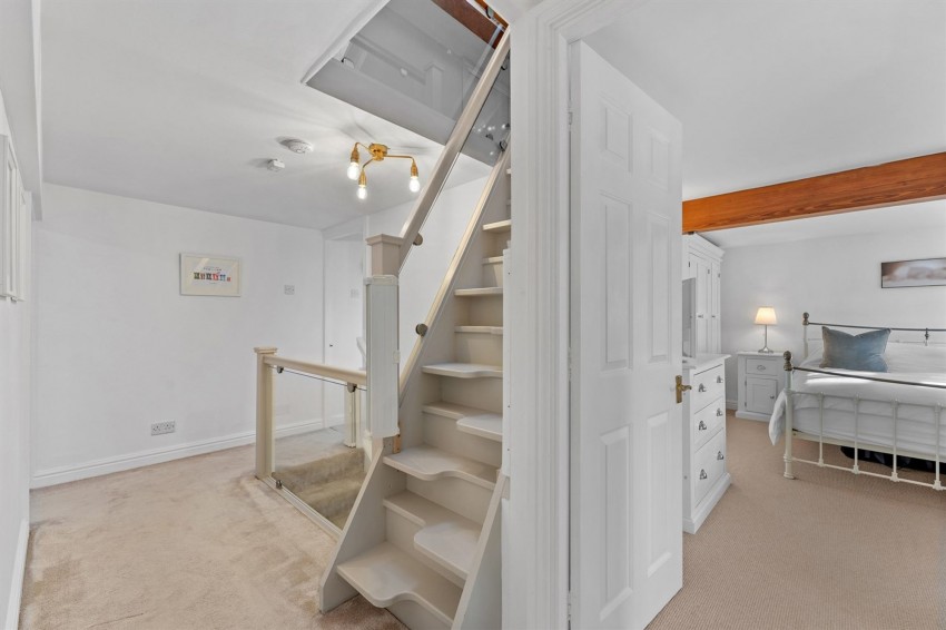 Images for Spark Hall Close, Stretton, WA4