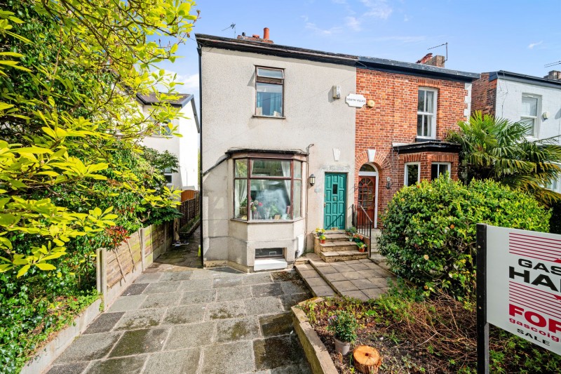 Poplar Grove, Sale, M33