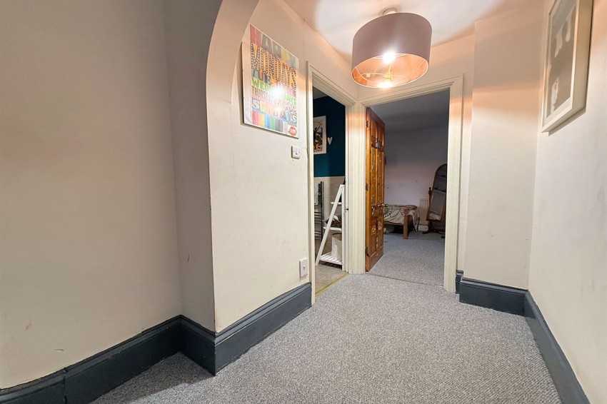 Images for Poplar Grove, Sale, M33