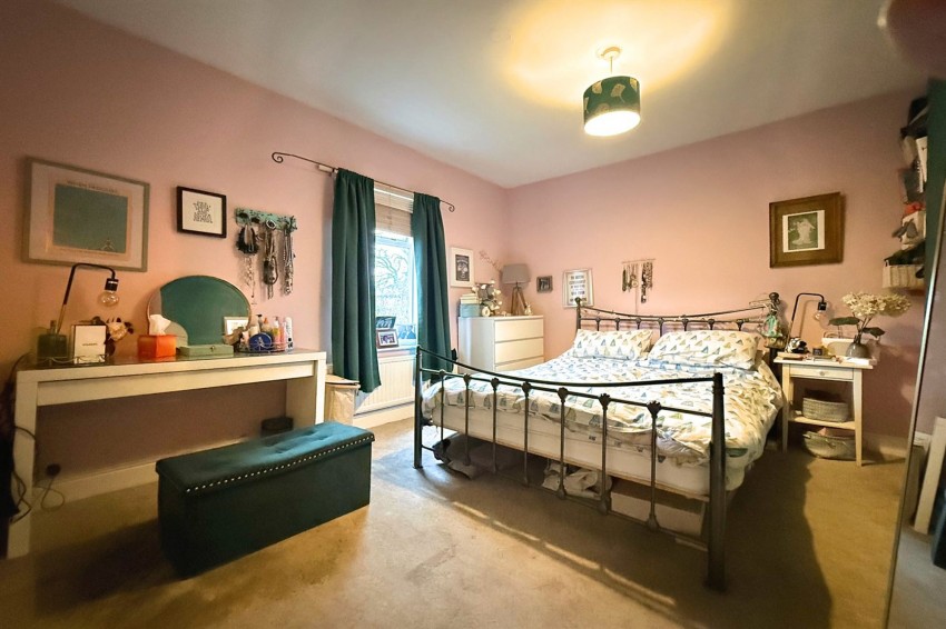 Images for Poplar Grove, Sale, M33