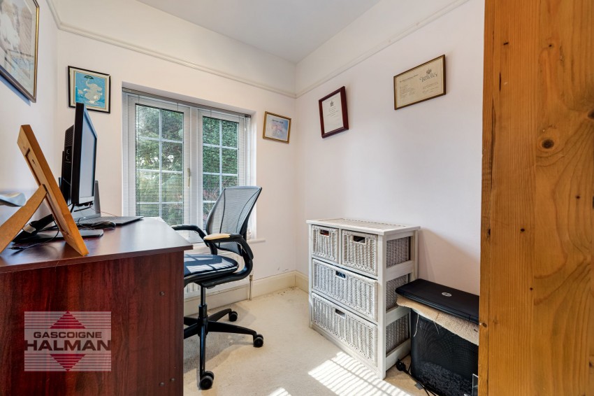 Images for Brookwood Avenue, Sale, M33