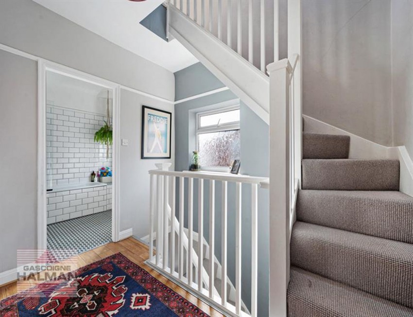 Images for Kingston Drive, Sale, M33