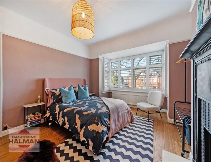Images for Kingston Drive, Sale, M33