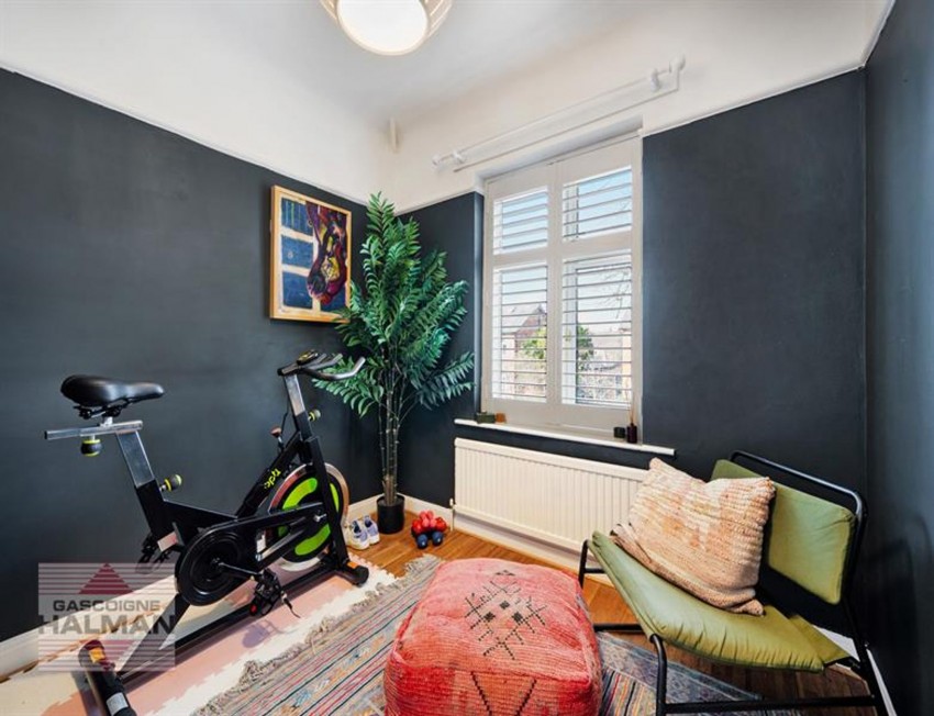 Images for Kingston Drive, Sale, M33