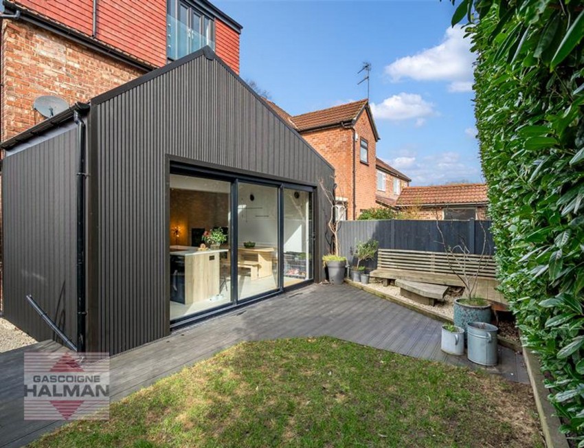 Images for Kingston Drive, Sale, M33