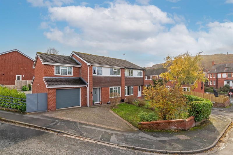 Whitehall Place, Frodsham, WA6
