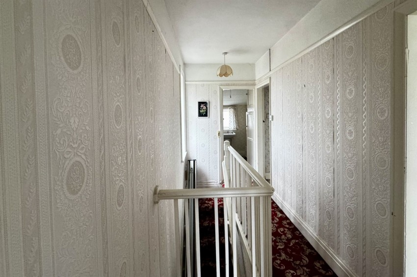 Images for Primrose Crescent, Glossop, SK13