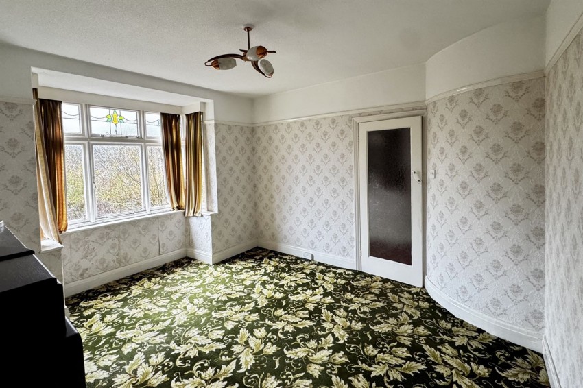 Images for Primrose Crescent, Glossop, SK13