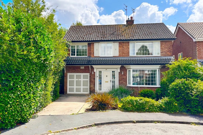 Windsor Close, Poynton, SK12