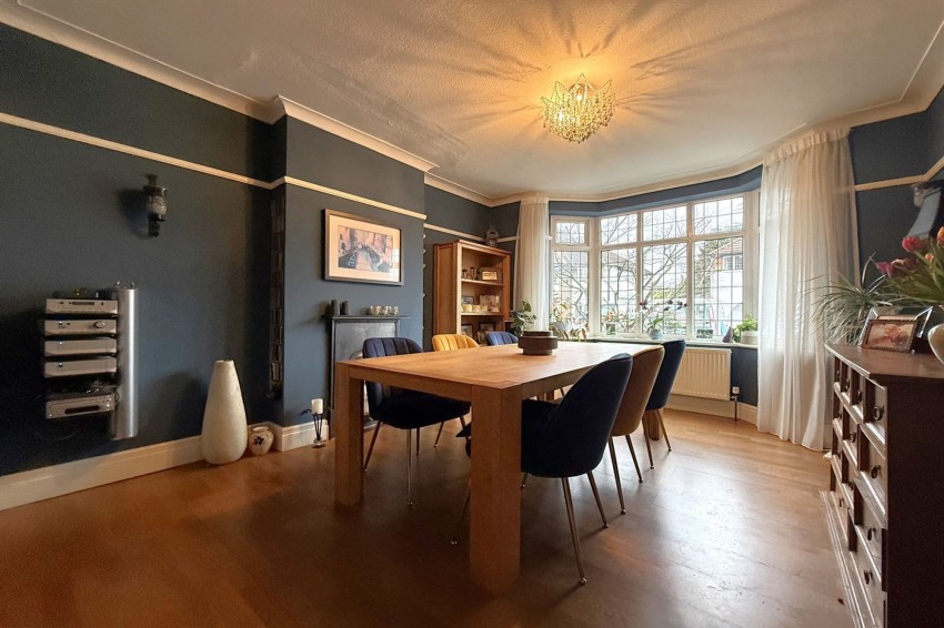 Images for Swaylands Drive, Sale, M33