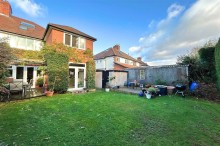 Images for Swaylands Drive, Sale, M33