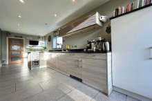 Images for Swaylands Drive, Sale, M33