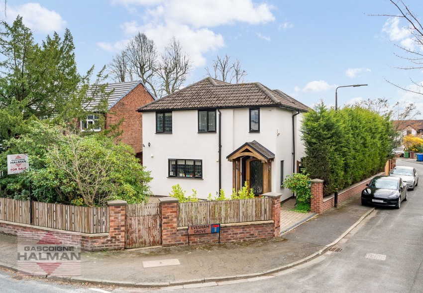 Images for Broad Road, Sale, M33