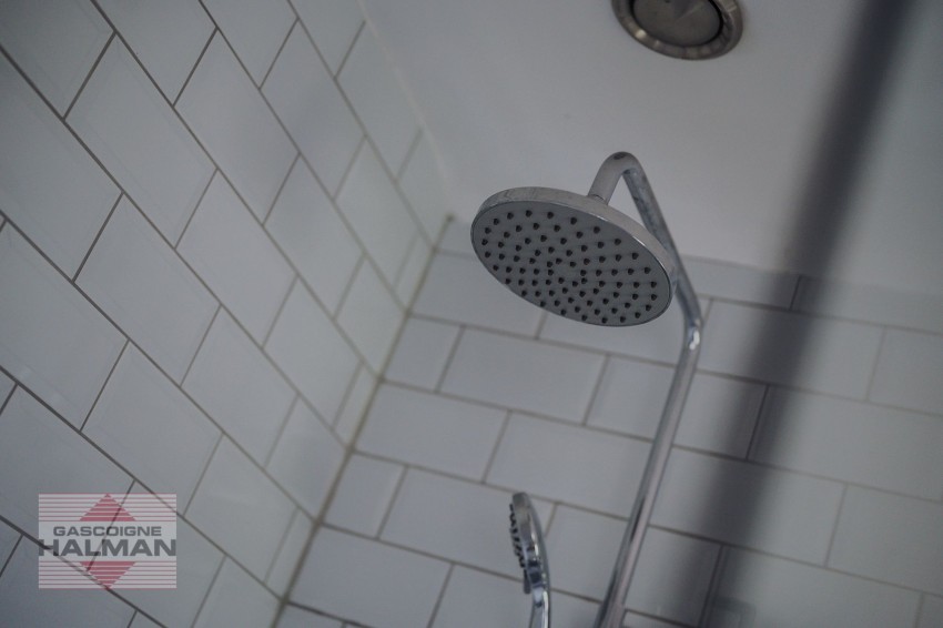 Images for Broad Road, Sale, M33