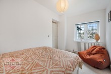 Images for Broad Road, Sale, M33