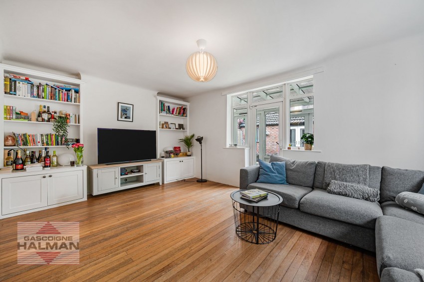 Images for Broad Road, Sale, M33