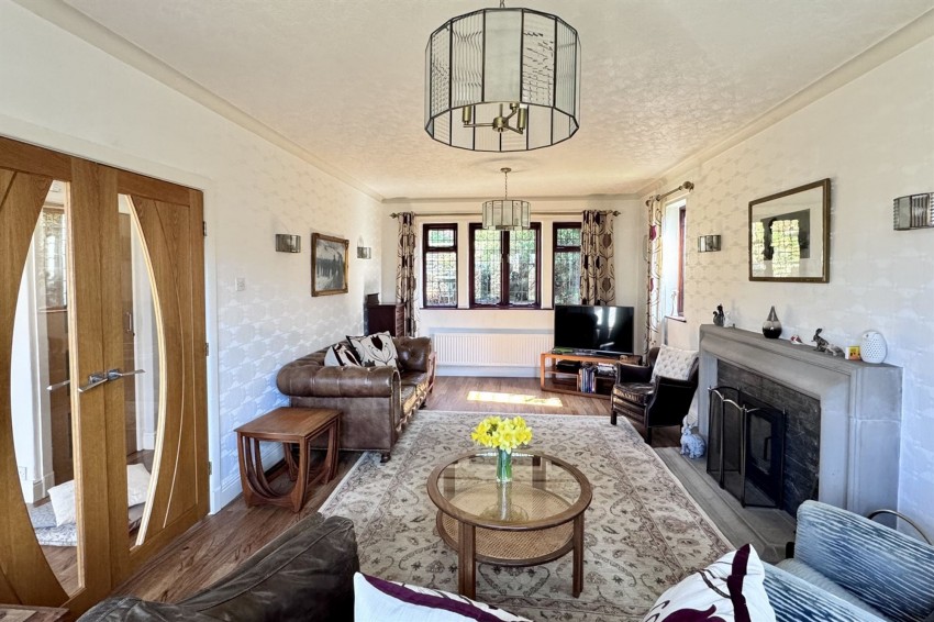 Images for Royle Avenue, Glossop, SK13