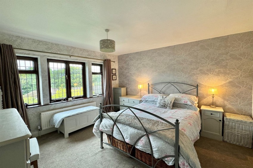 Images for Royle Avenue, Glossop, SK13