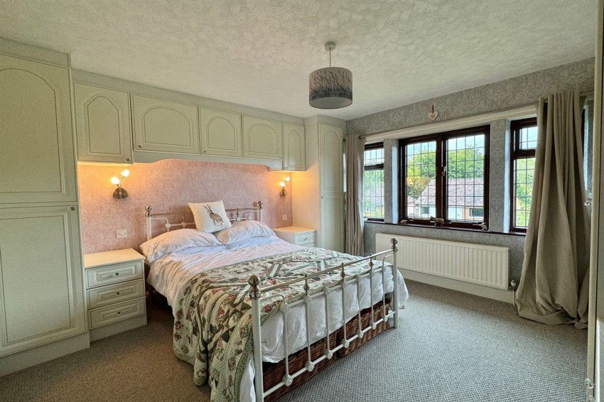 Images for Royle Avenue, Glossop, SK13