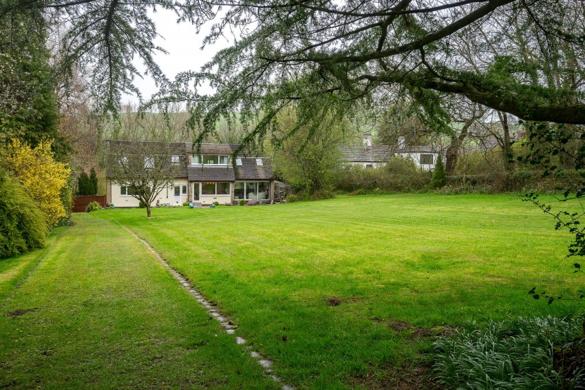 Images for Moor End Road, Mellor, SK6