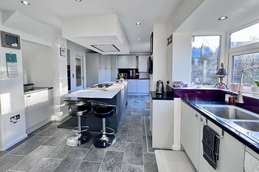 Images for Bowland Road, Glossop, SK13