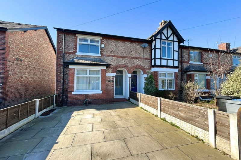 Old Hall Road, Sale, M33