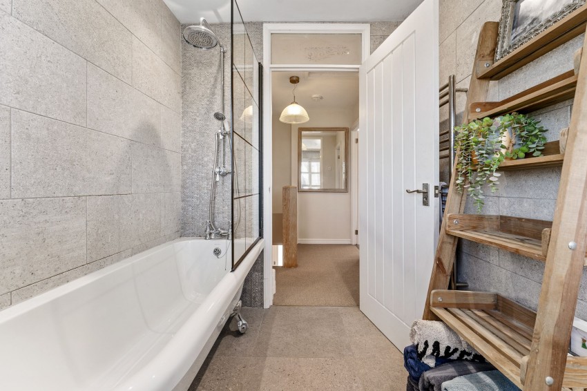 Images for Bridge Close, Lymm, WA13