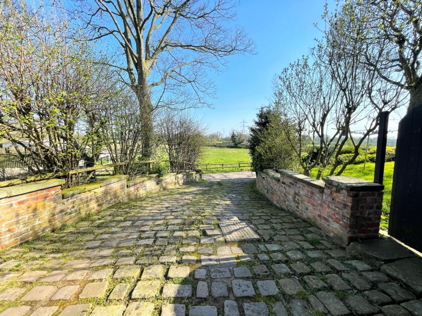 Images for Moss Lane, Mobberley, WA16