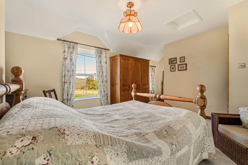 Images for Long Lane, Charlesworth, SK13