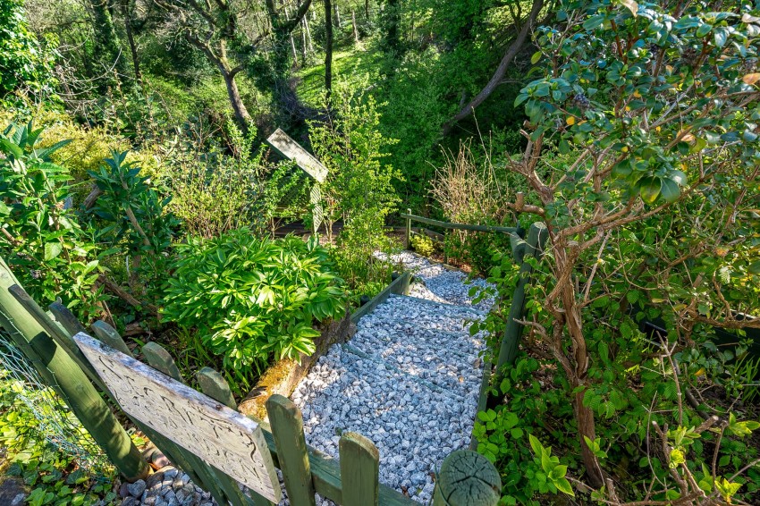 Images for Long Lane, Charlesworth, SK13