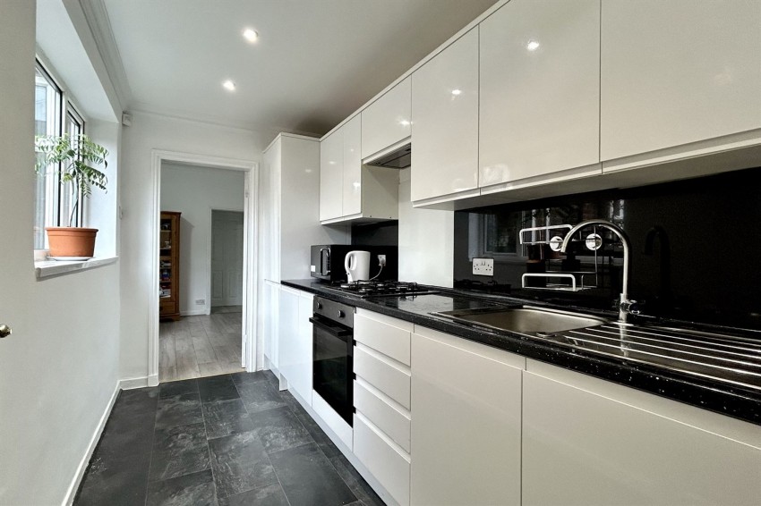 Images for New Hey Road, Cheadle, SK8