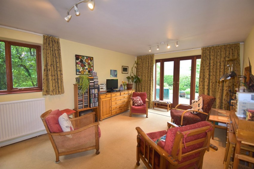 Images for Highgate Road, Hayfield, SK22