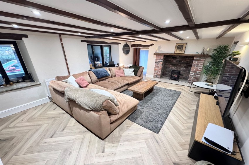 Images for Higher Hallsteads, Dove Holes, SK17