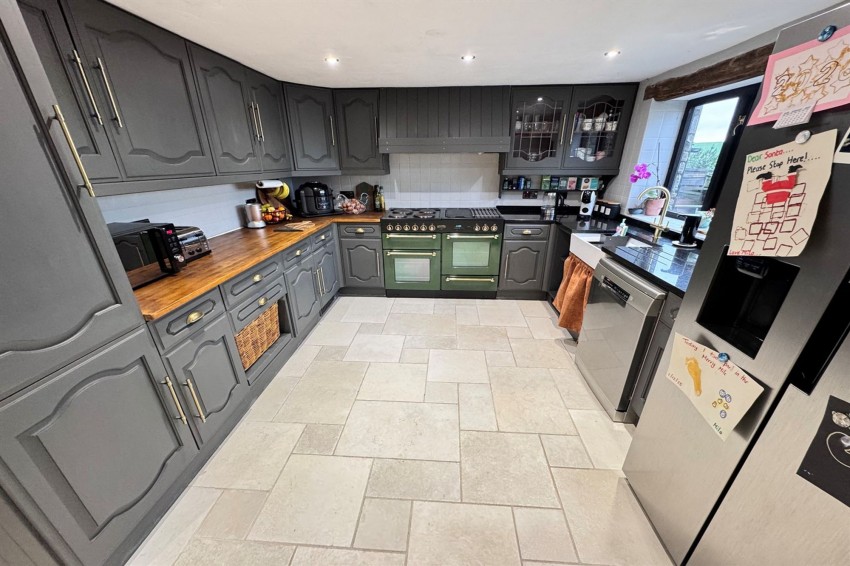 Images for Higher Hallsteads, Dove Holes, SK17