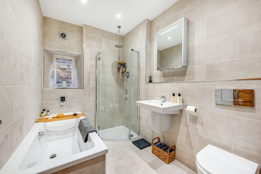 Images for Slatelands Road, Glossop, SK13