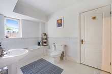 Images for Bollinway, Hale, WA15