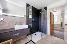 Images for Bollinway, Hale, WA15